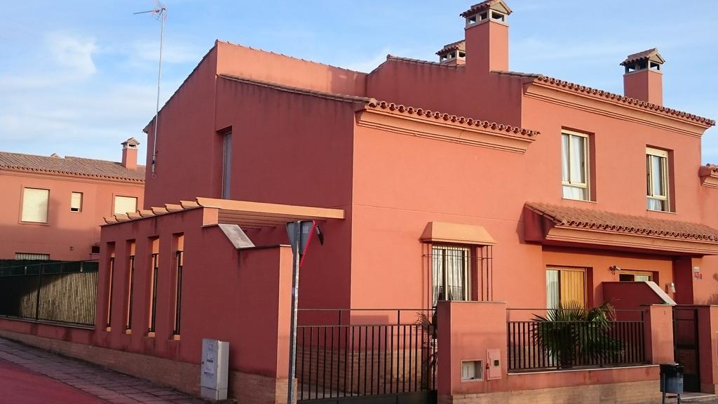 Villa Aznalcazar Sanlucar la Mayor Exterior photo